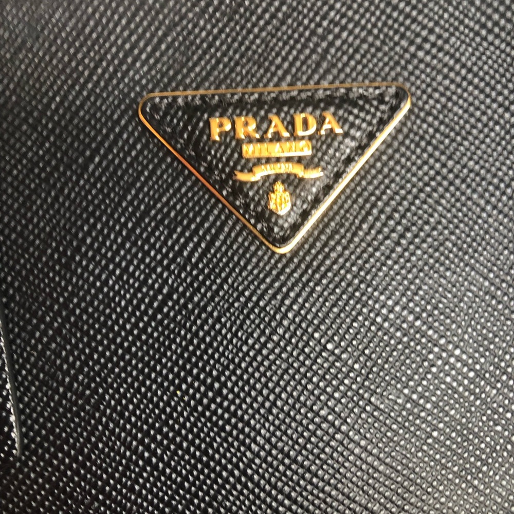 Prada  Large Black Saffiano Leather Bag with Gold Hardware - Picture 3 of 10